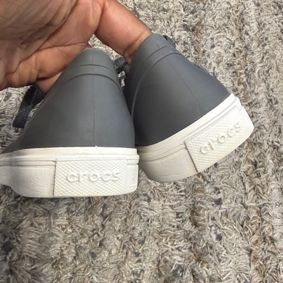 CROCS gray and White womens Sneakers sz 8 good condition - Picture 4 of 8